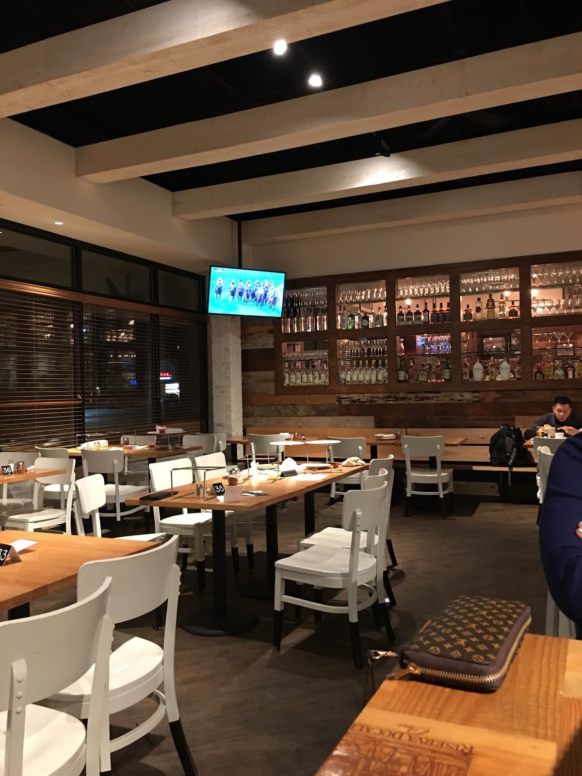 Crispelli's Bakery & Pizzeria - West Bloomfield