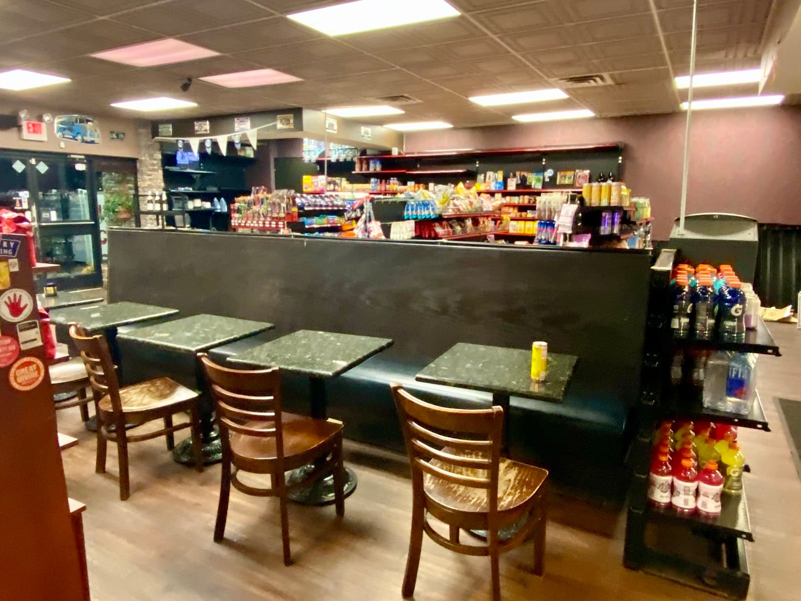 Harvey's Cafe & Market