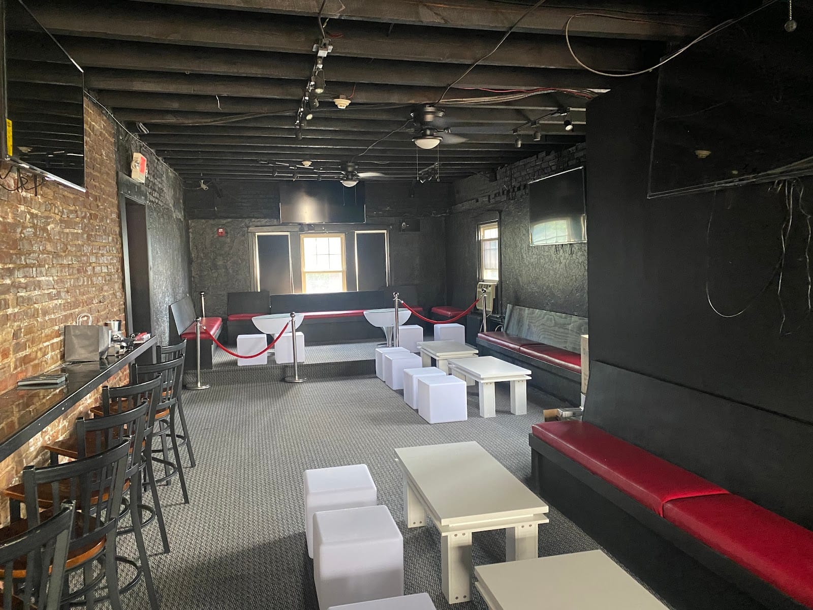 Uptown Cafe