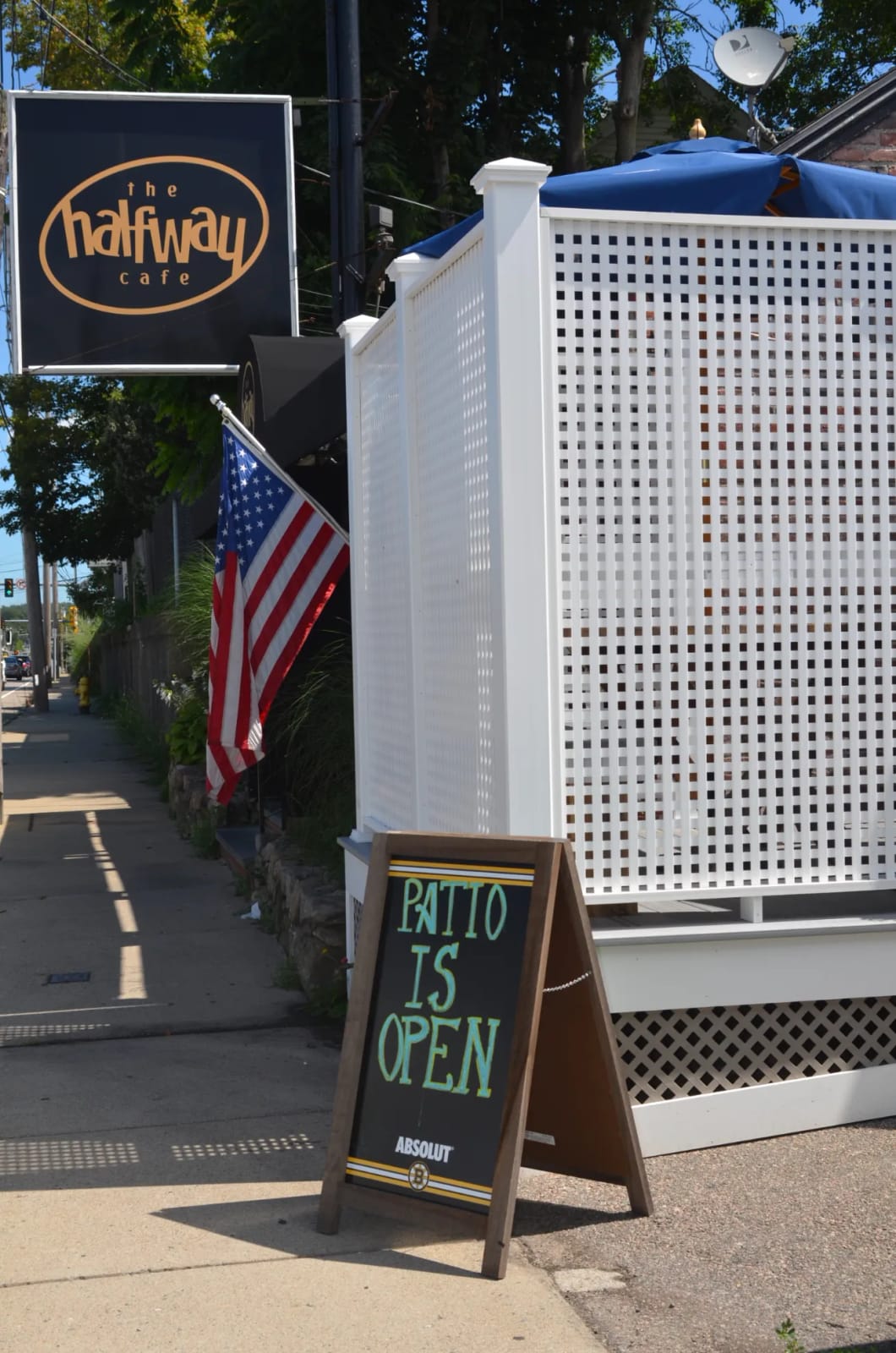 Halfway Cafe Corporation photo 4
