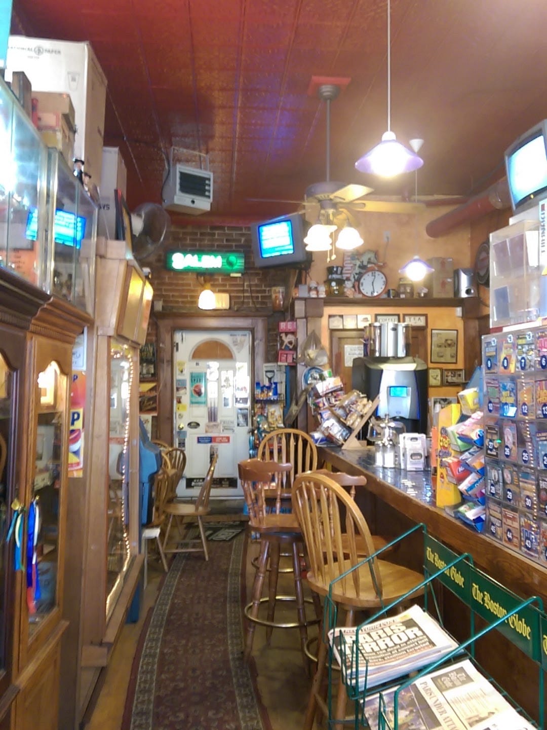 Buckeye Bros. Smokeshop/Harry's Caffe