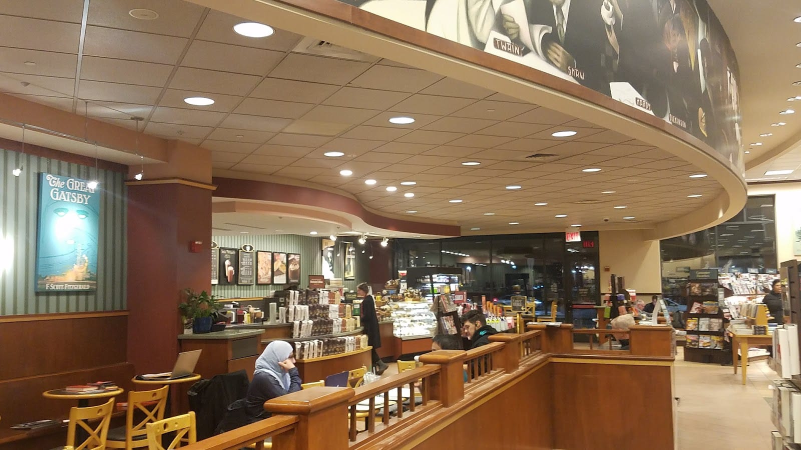 Barnes & Noble