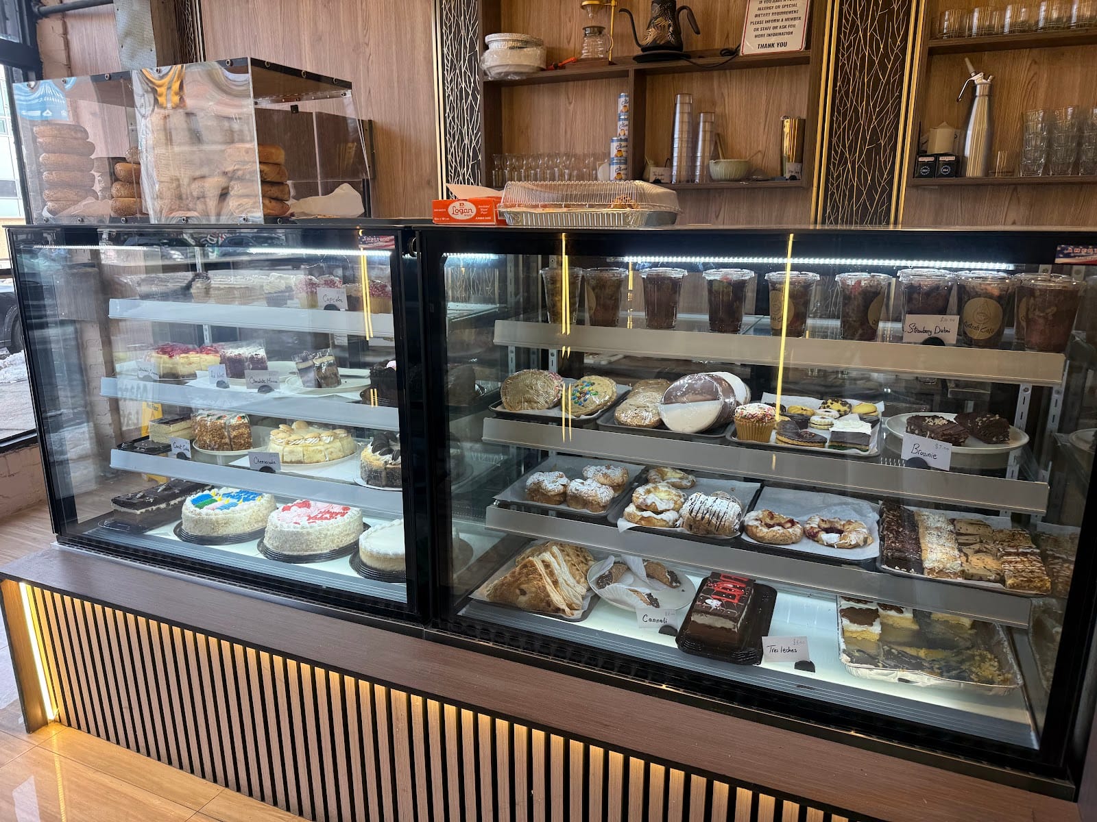 Qatrah Cafe