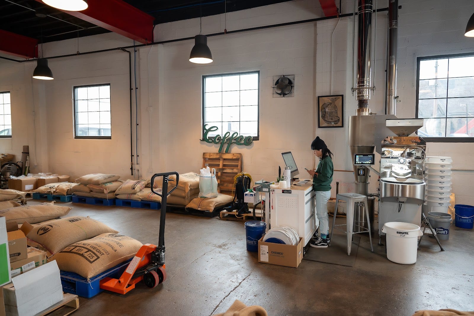 Alabaster Coffee Roaster & Tea Co. - Roasterie + Lab