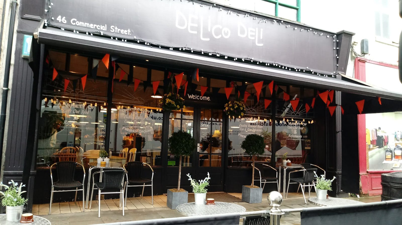 Deli cafe