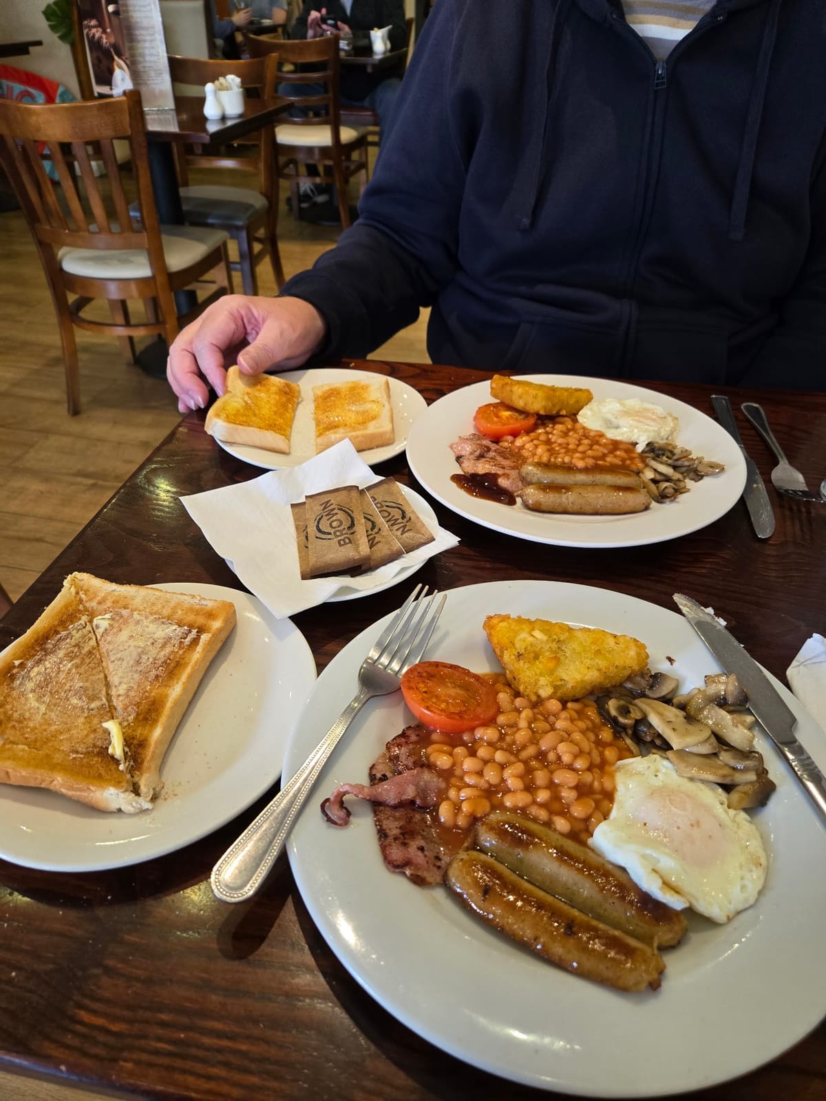 Cafe Brunch