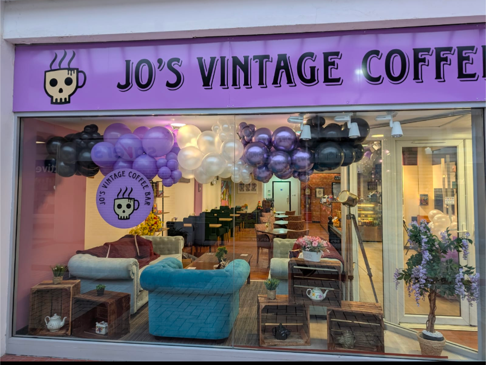 Jo's Vintage Coffee Bar