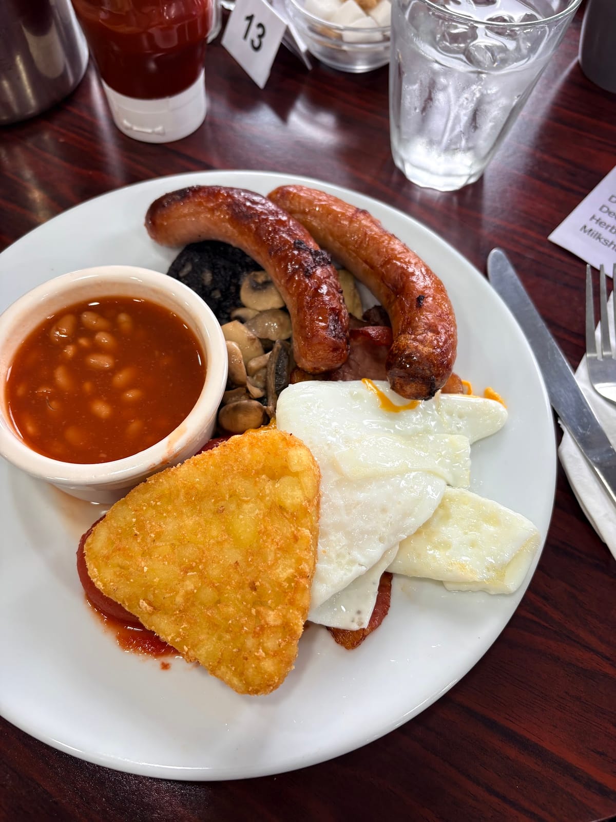 LJ's Tea Rooms