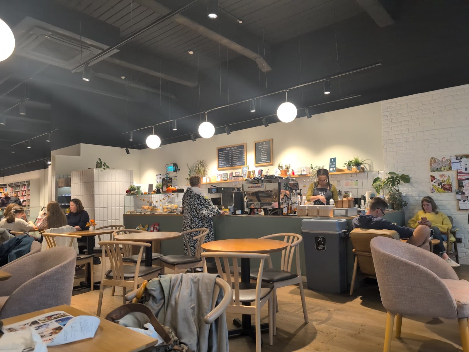Cafe W (Inside Waterstones)