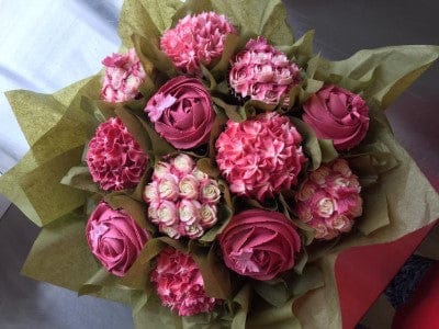 The Travelling Cupcake Kiosk photo 7