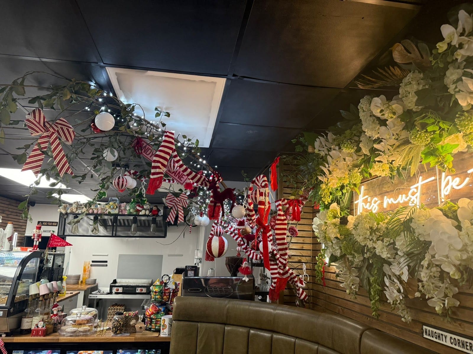 Roses cafe