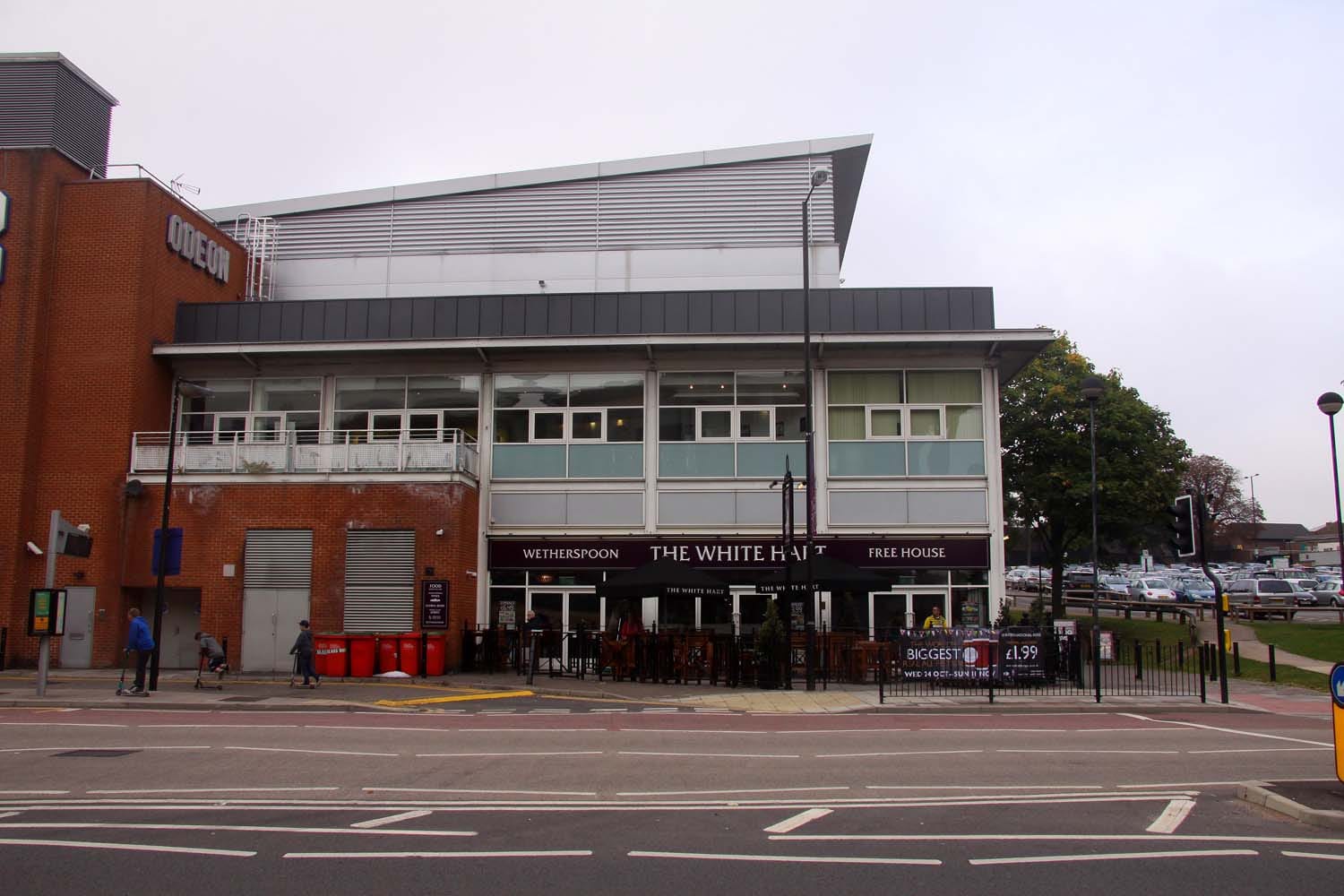 ODEON Luxe Aylesbury photo 5