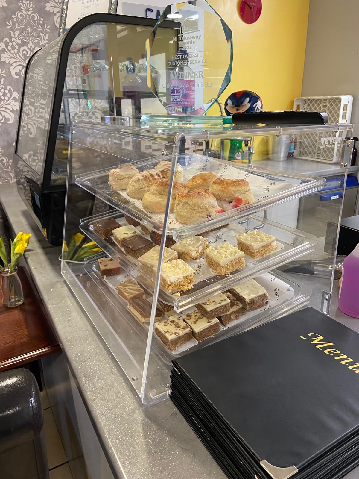 Chloe's Café & Deli Bar