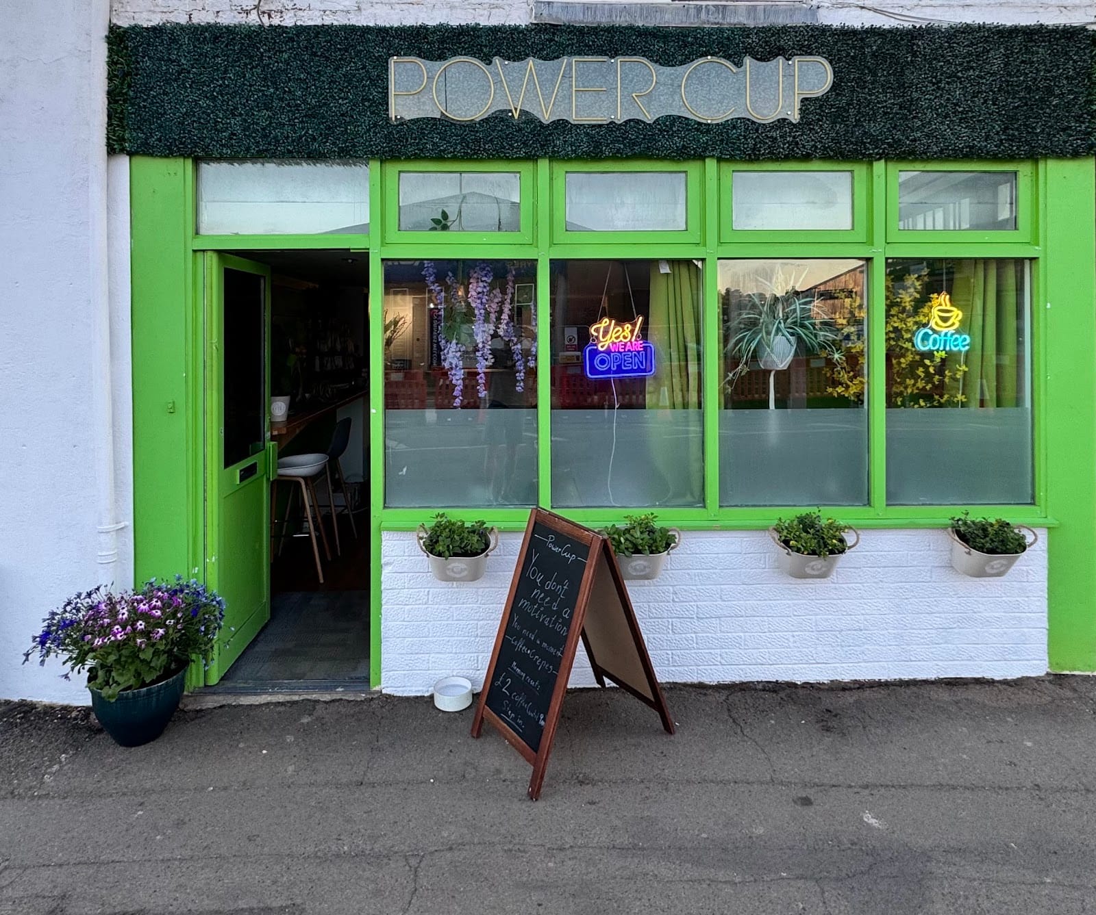 PowerCup - Network Hub Café