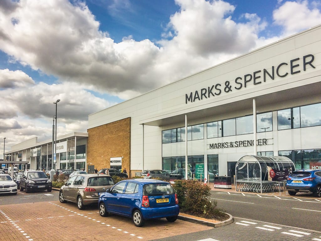 Marks & Spencer photo 3
