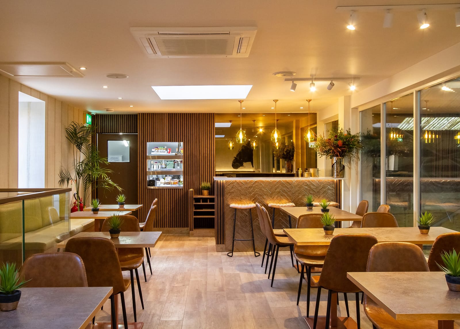 Equus Dining photo 4