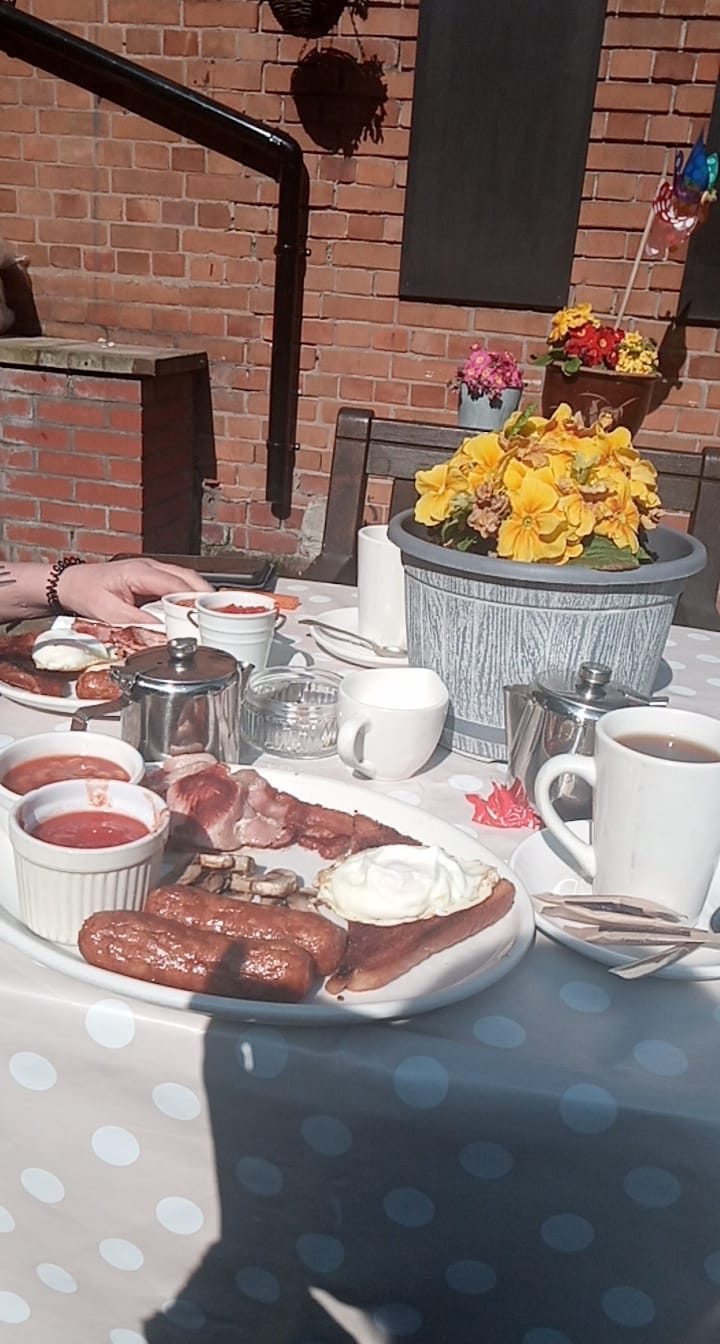 Courtyard cafe
