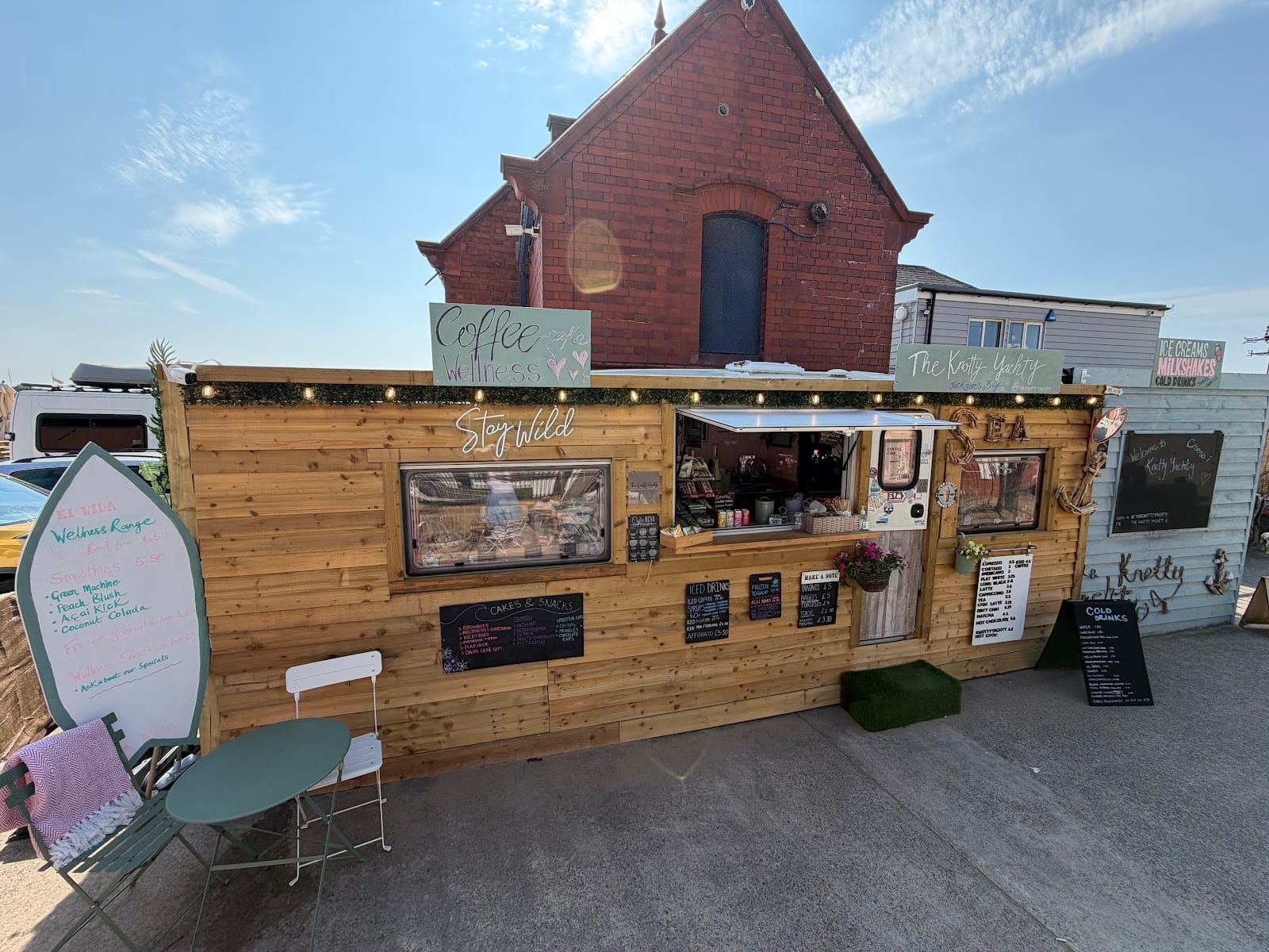 The Knotty Yachty beach cafe