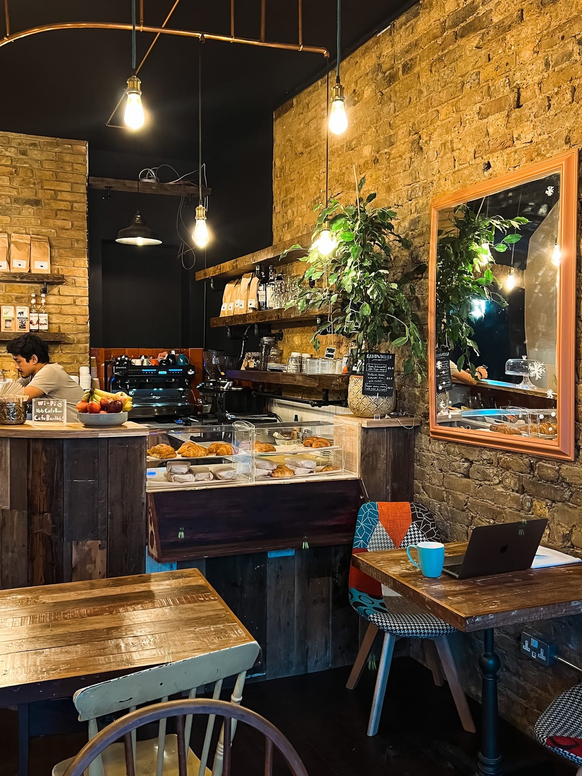 166 CafeBar