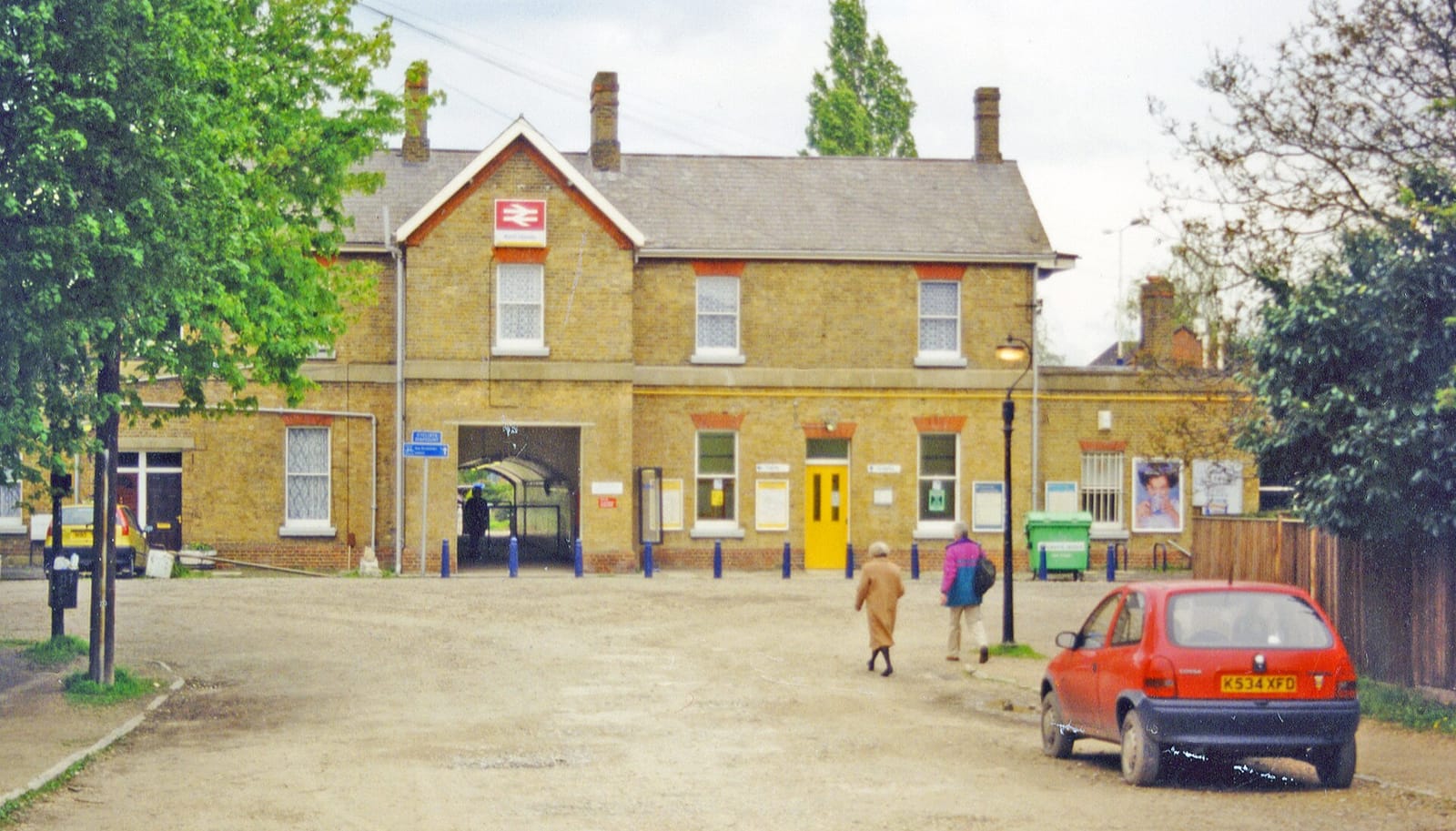 At Kent house photo 3
