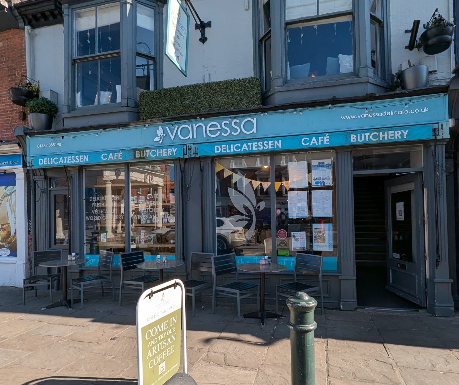 Vanessa Delicatessen & Café