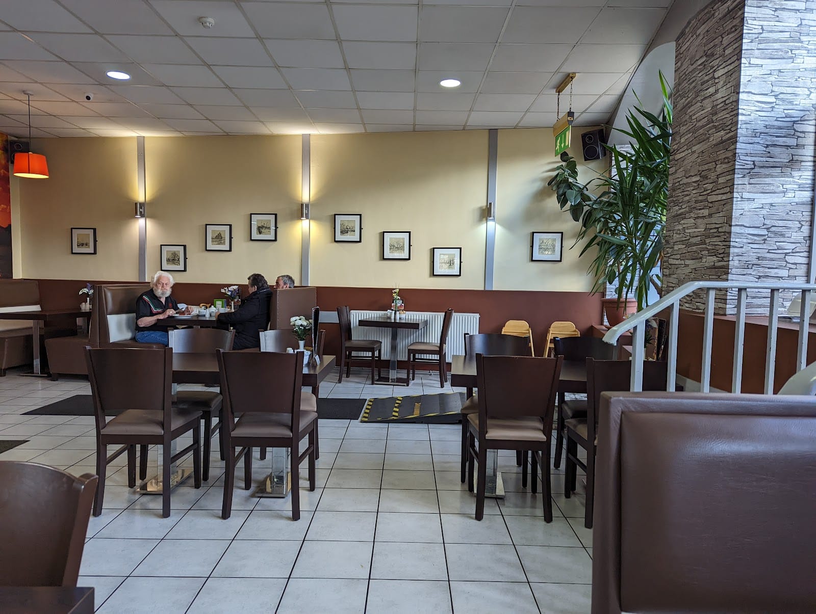 Norton Cafe Restaurant