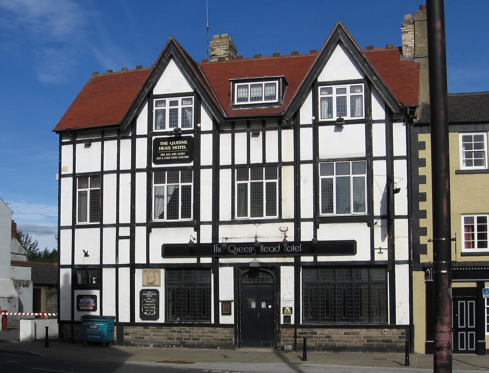 Bishop Auckland Town Hall photo 2