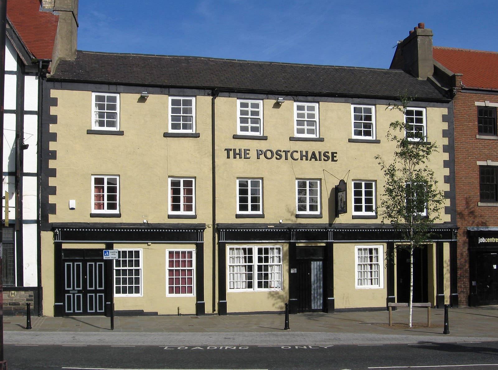 Bishop Auckland Town Hall photo 3