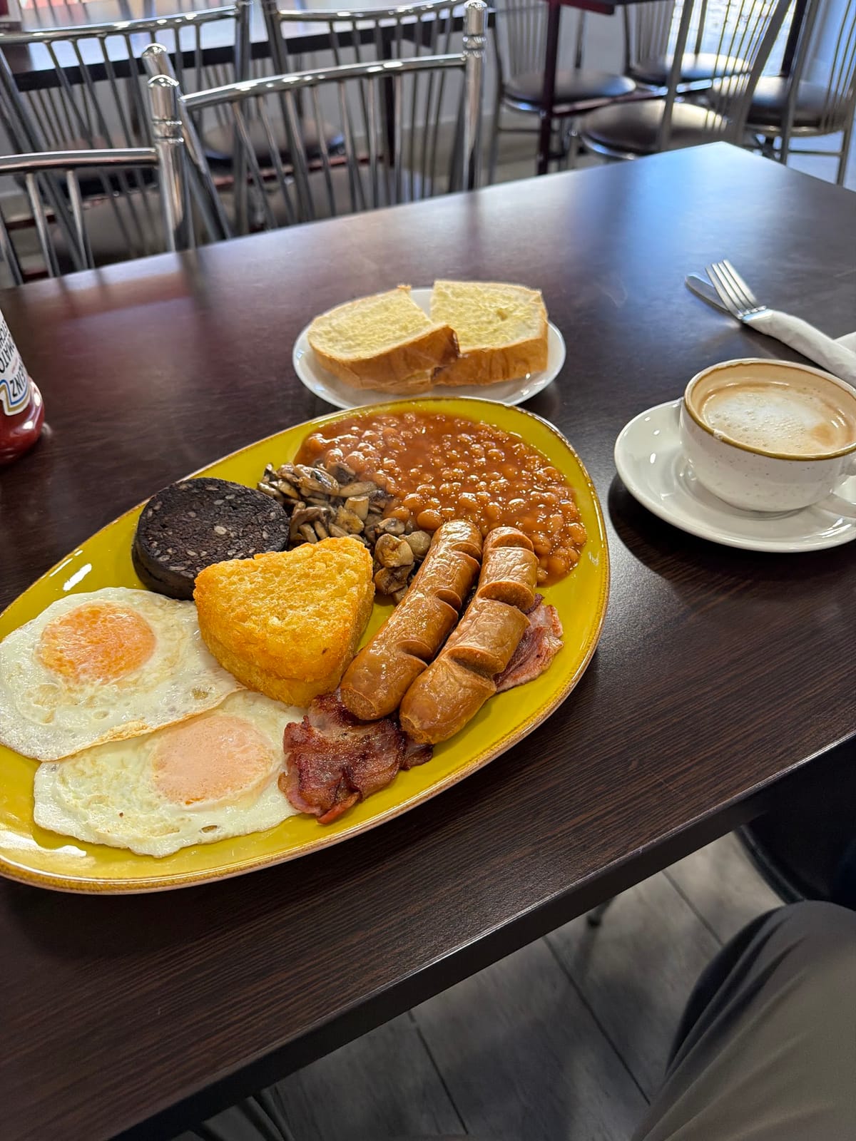 Trio cafe