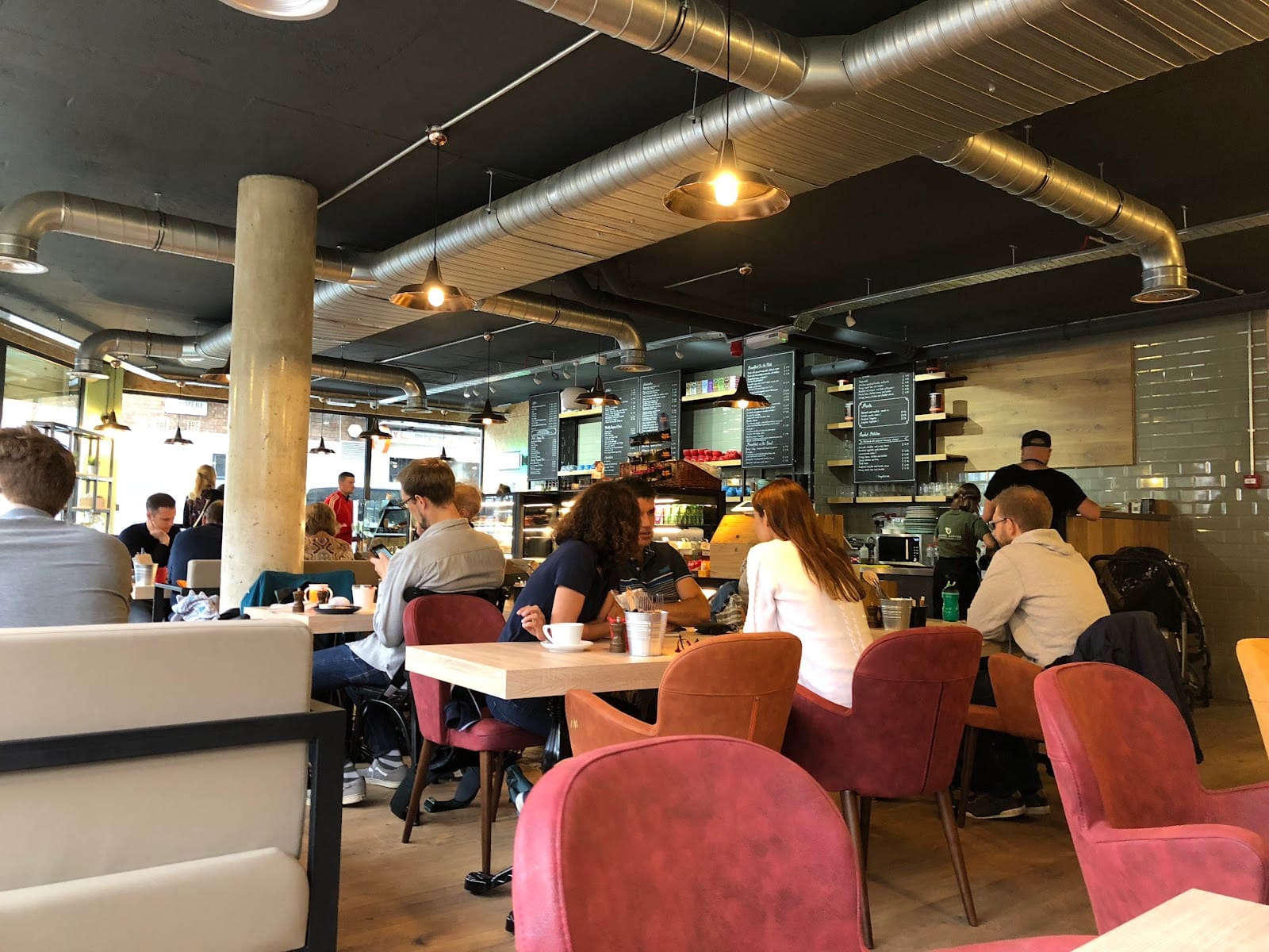 Avocado & Coffee Organic Cafe in London