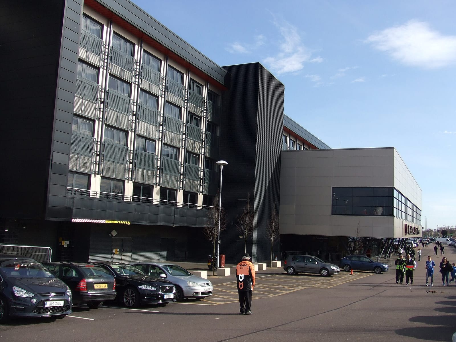 Marks & Spencer photo 3