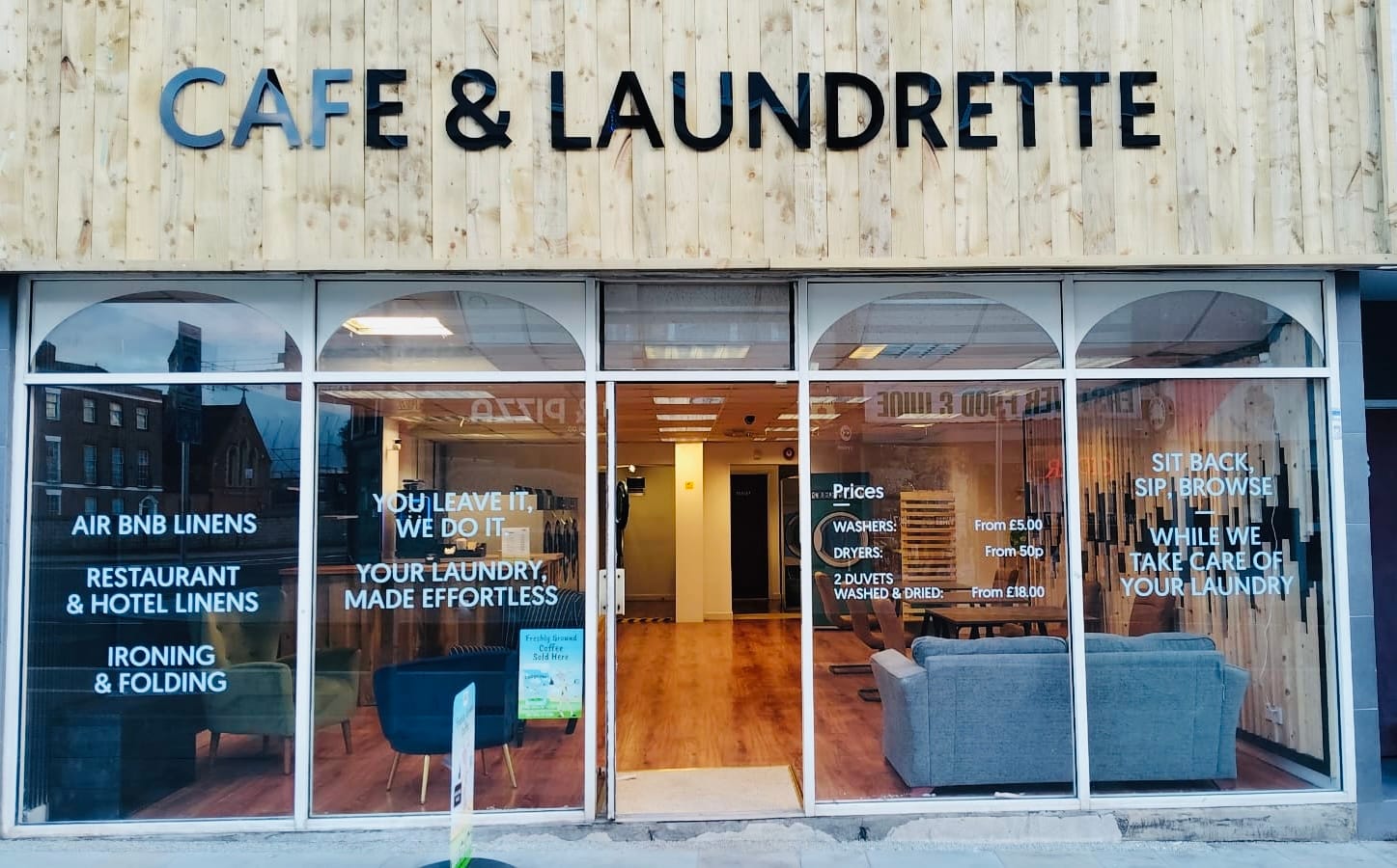 Jaks cafe & laundrette
