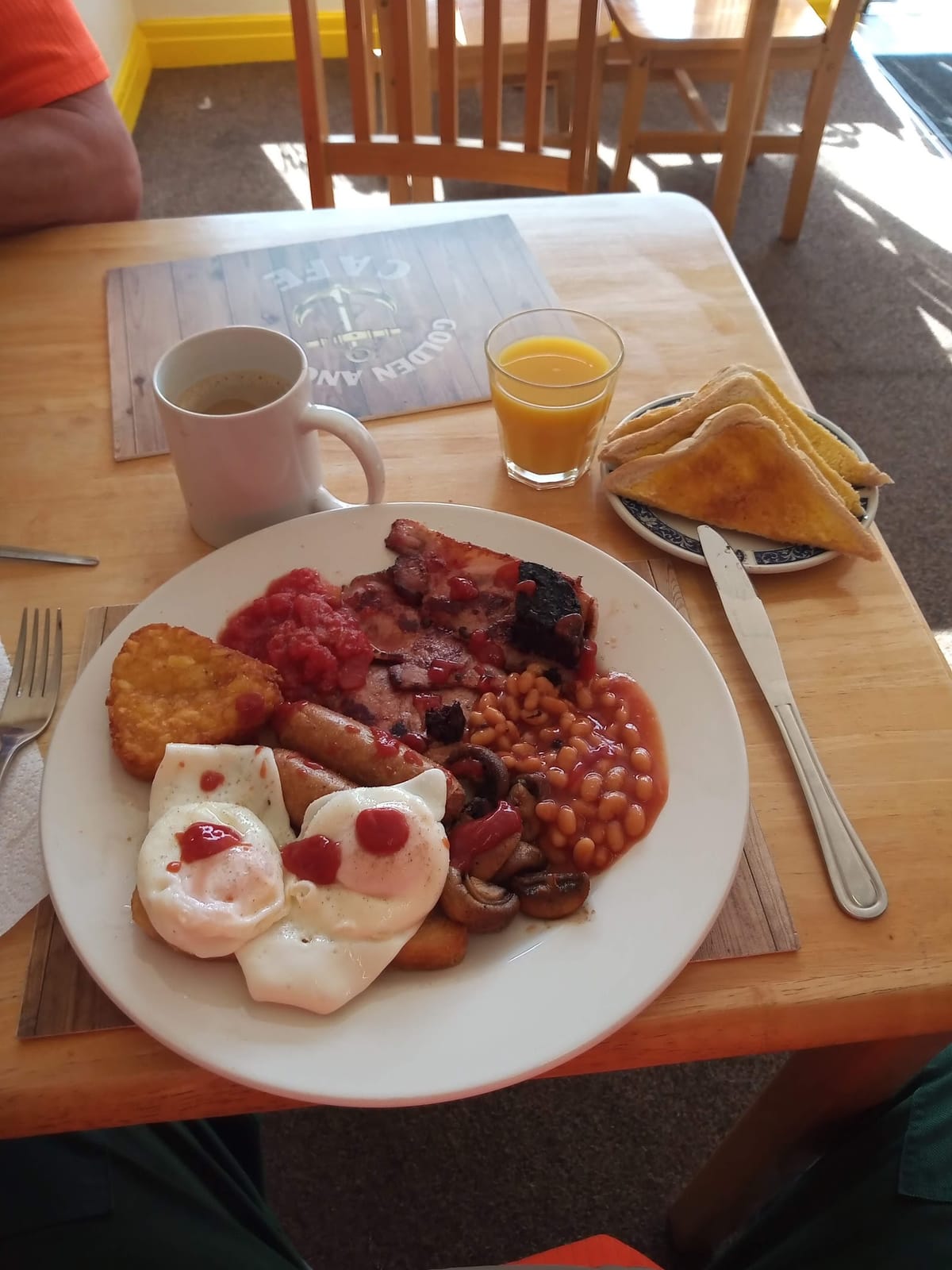 Golden Anchor Breakfast Cafe