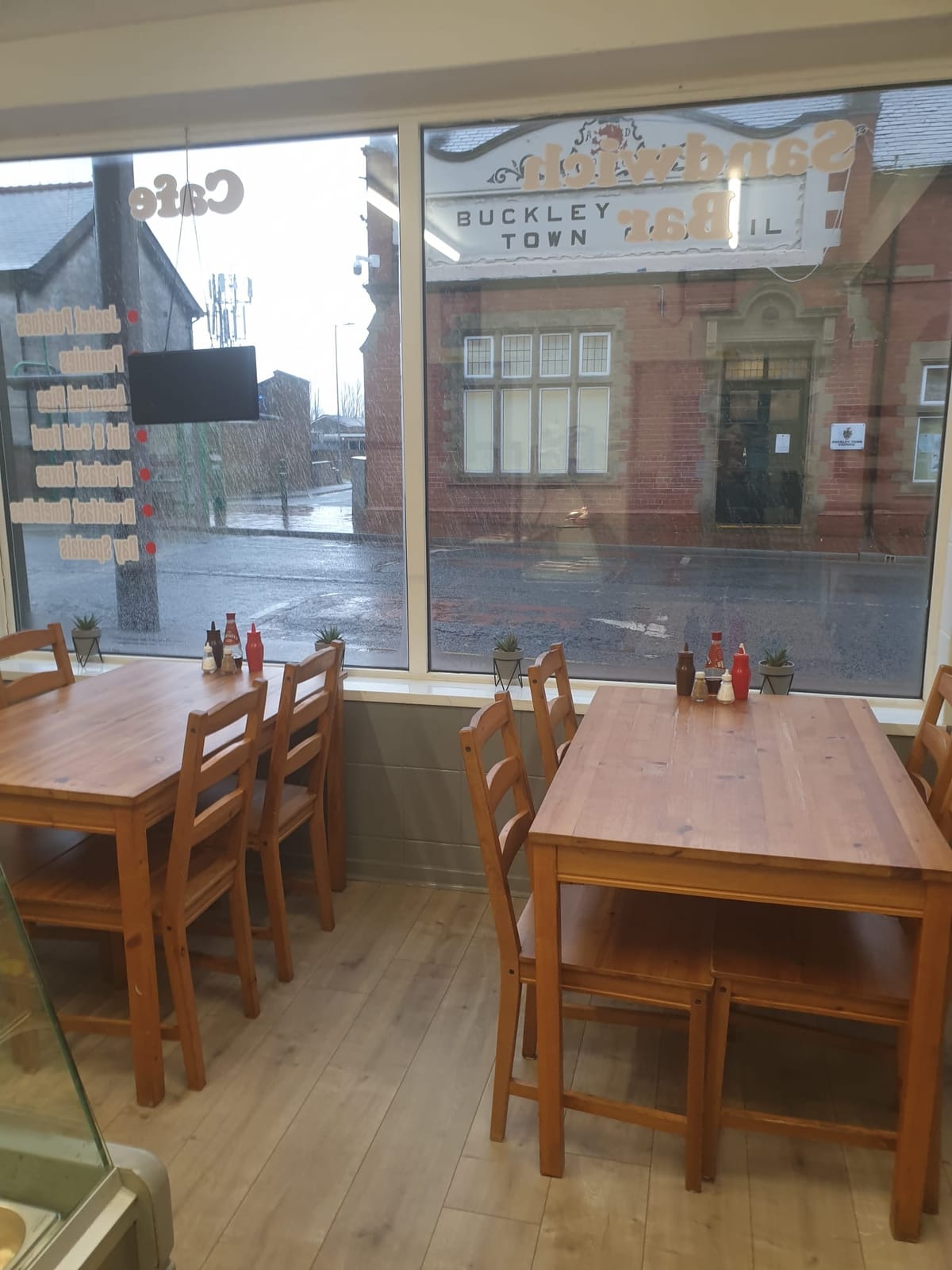Legends Cafe & Catering