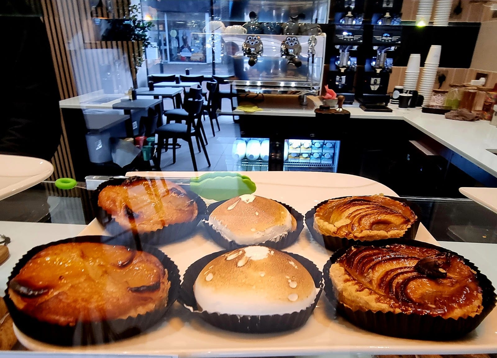 Mnesic Coffee Burgess Hill