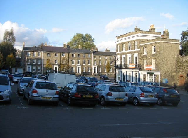 No 5 Angel Hill photo 4
