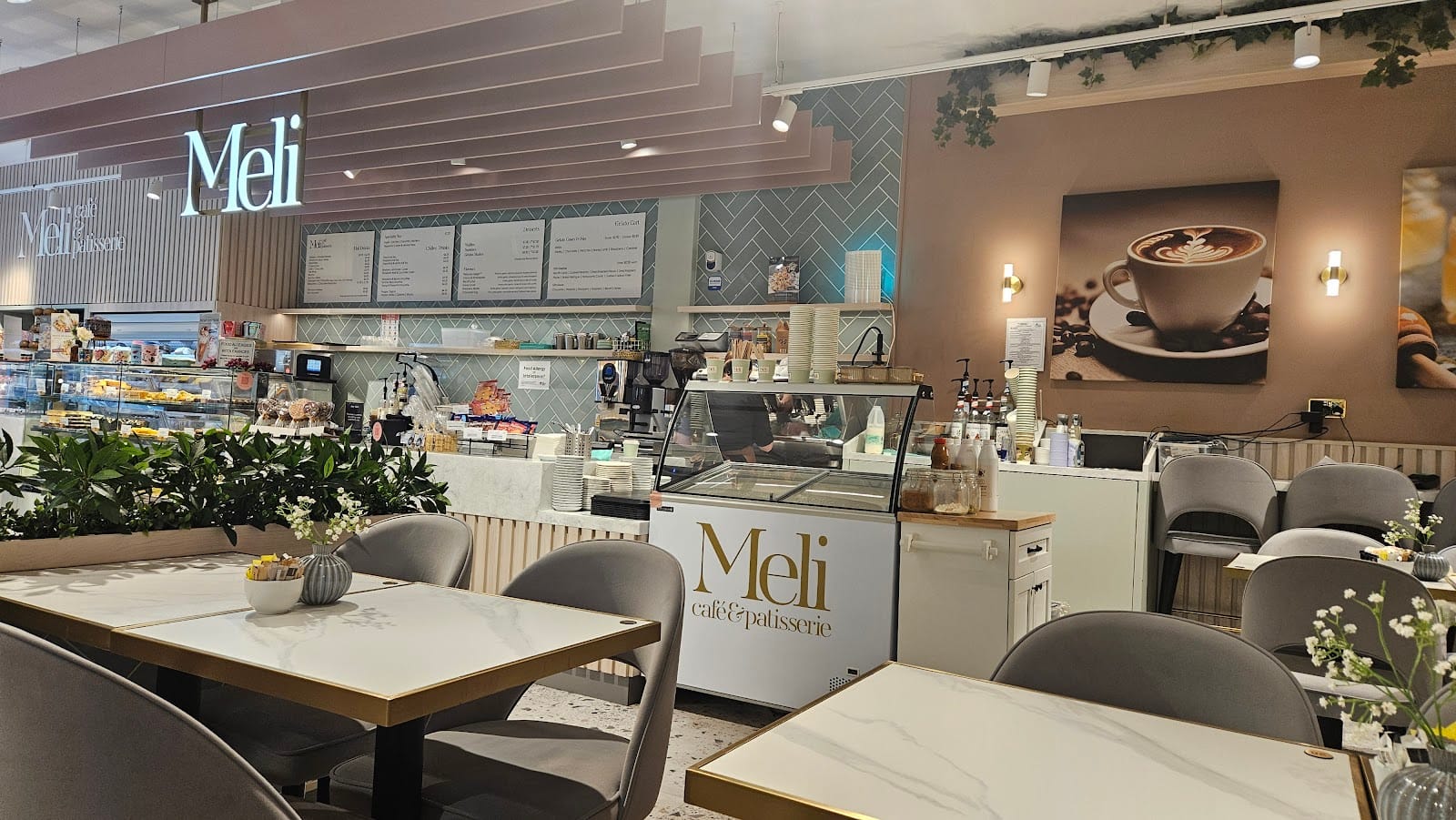 Meli Cafe & Patisserie