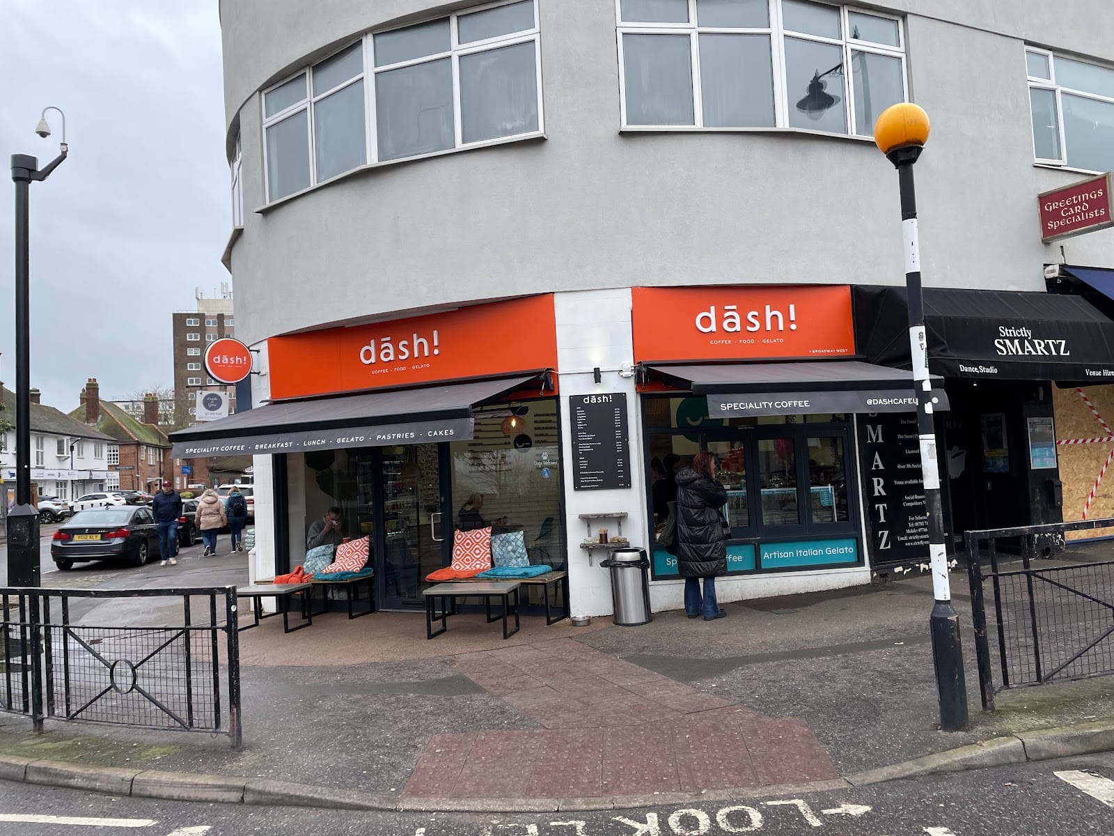 Dash Speciality Coffee Shop - Broadway