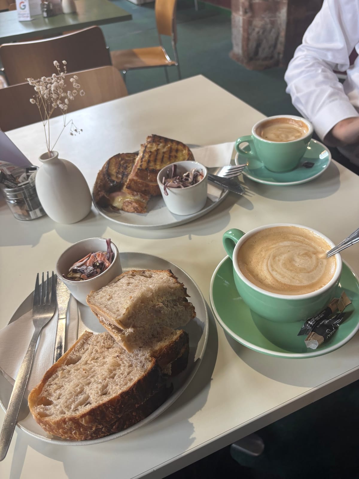 Café At The Cross