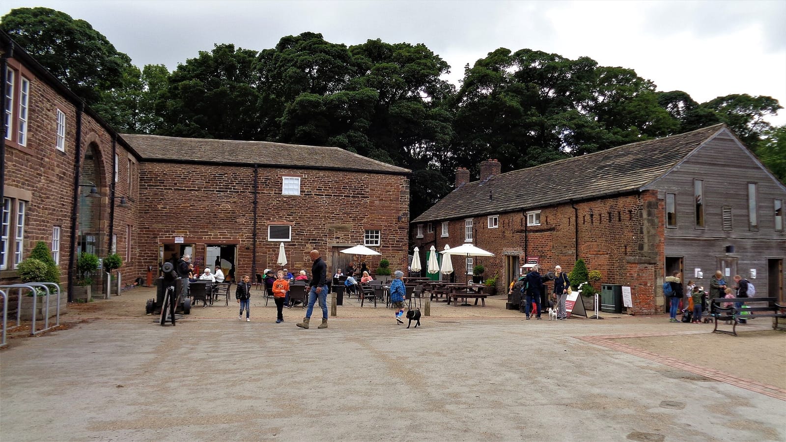 Café Ambio, Astley Park
