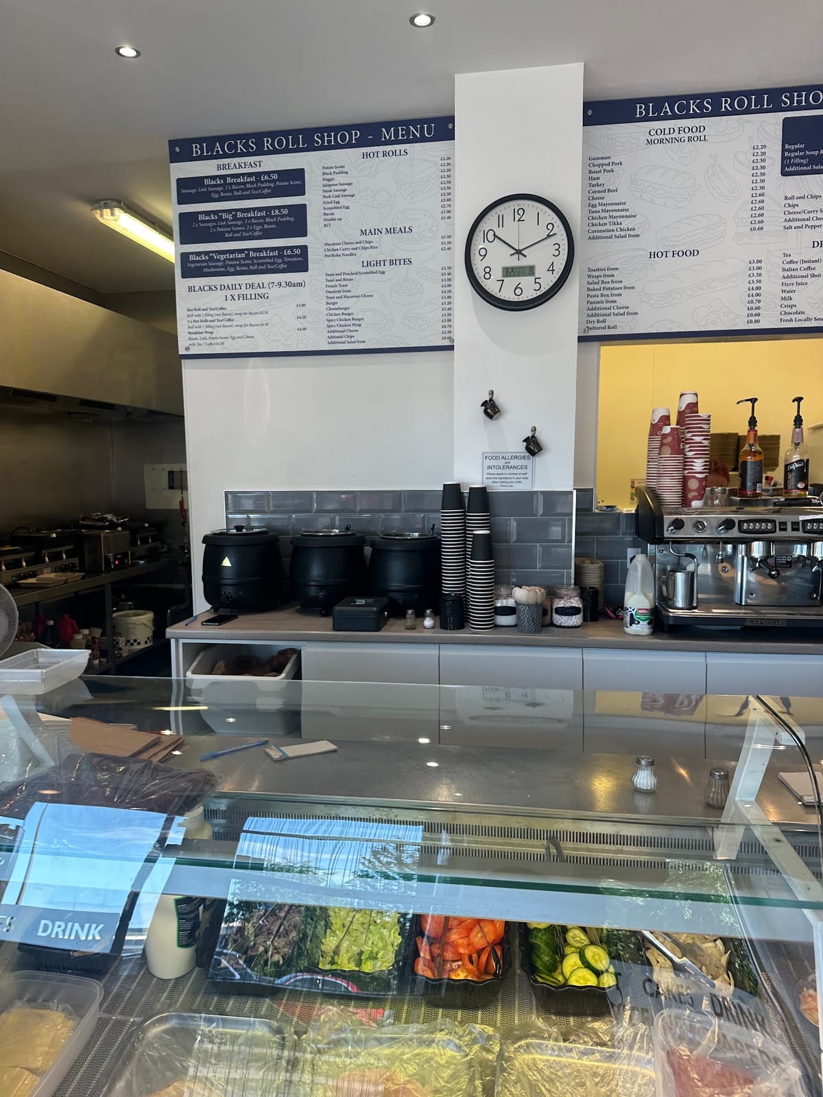 Blacks Roll Shop