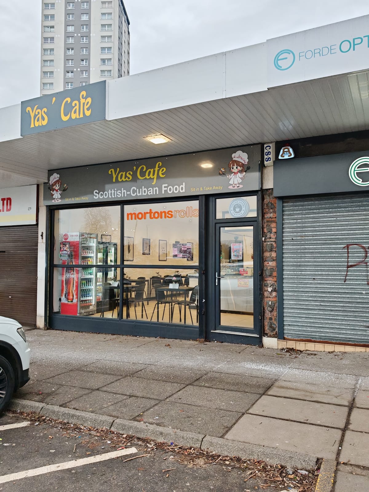 Yas Cafe