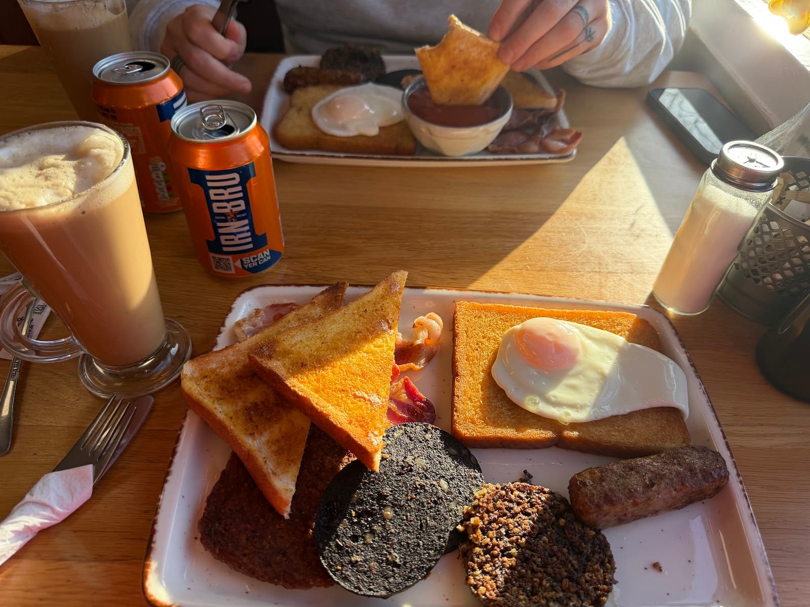 Lake View Cafe