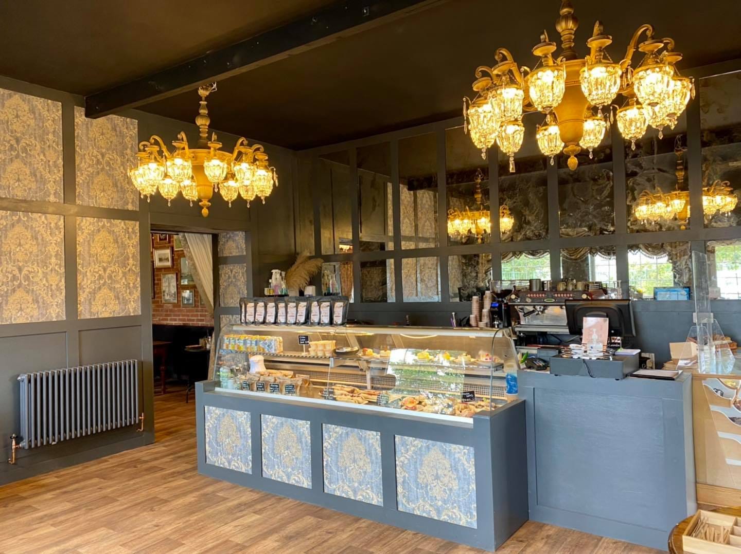 Caffe Muka Pizzeria & Bar