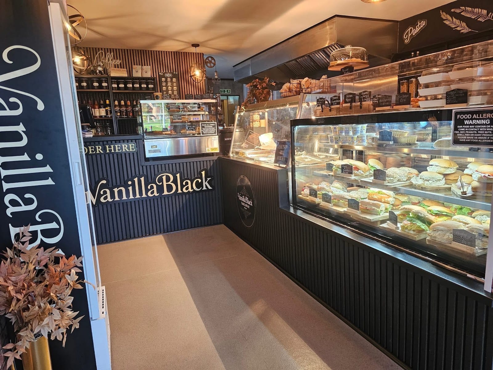 VanillaBlack