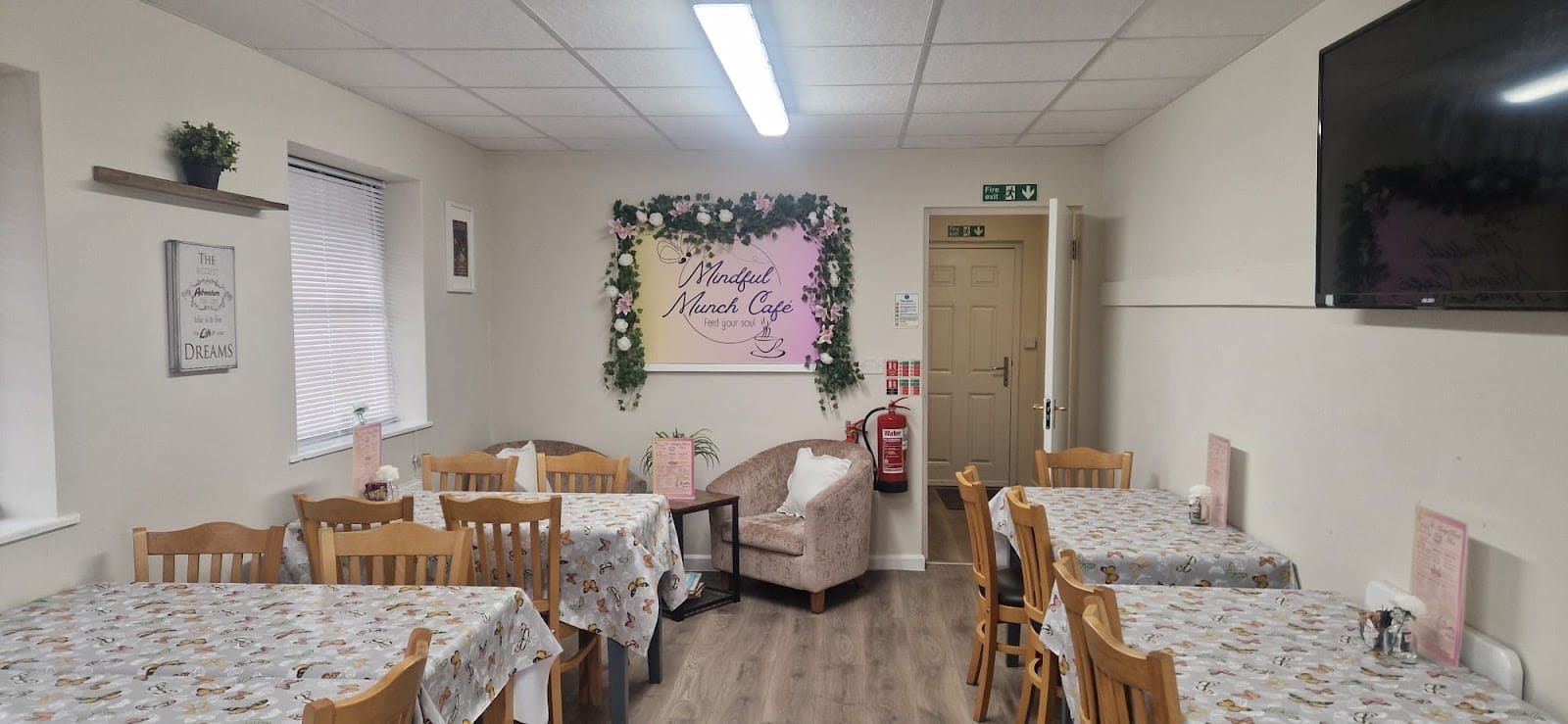 Mindful Munch Cafe