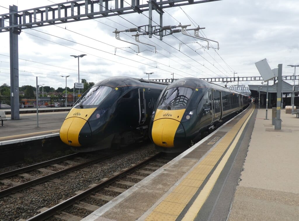 Starbucks Didcot Station photo 3