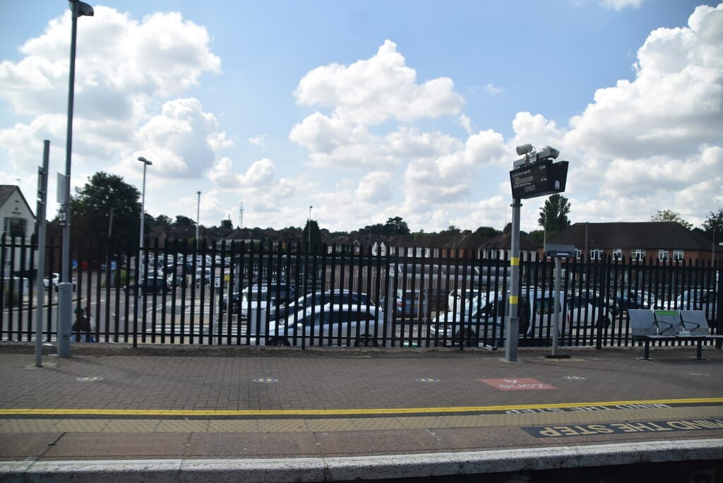 Starbucks Didcot Station photo 4