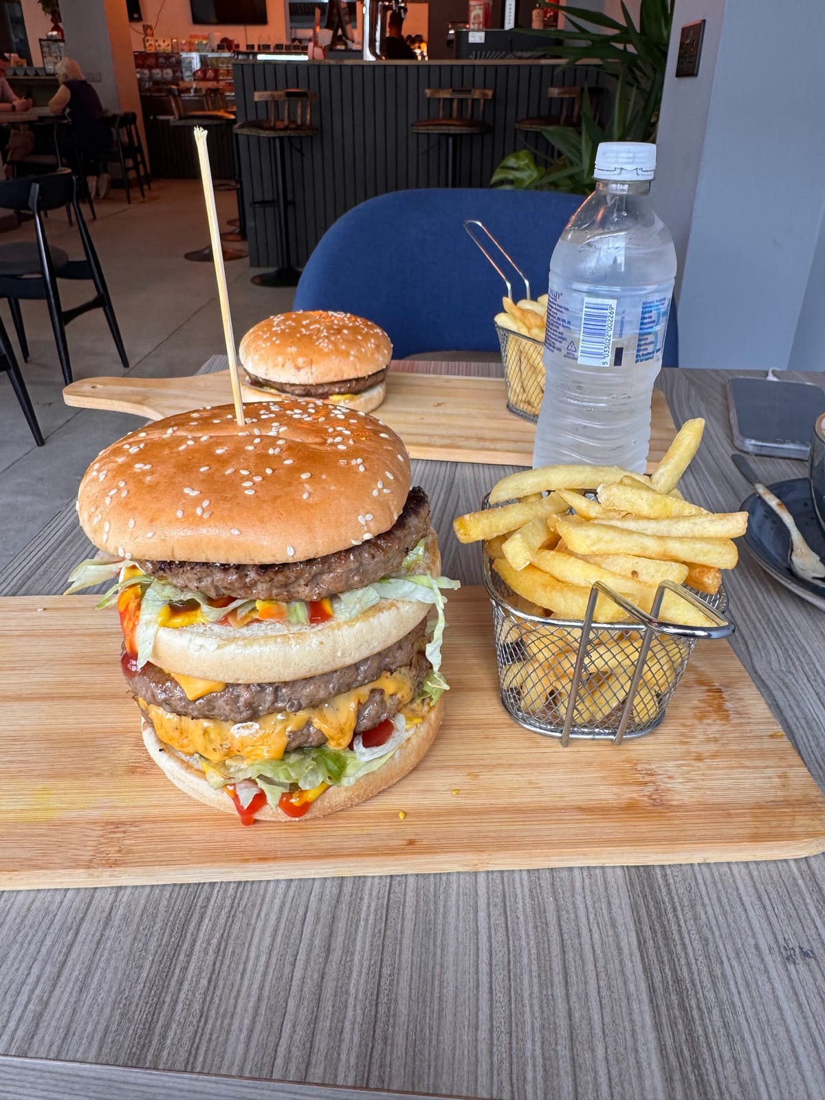 Hoops Café & Bar