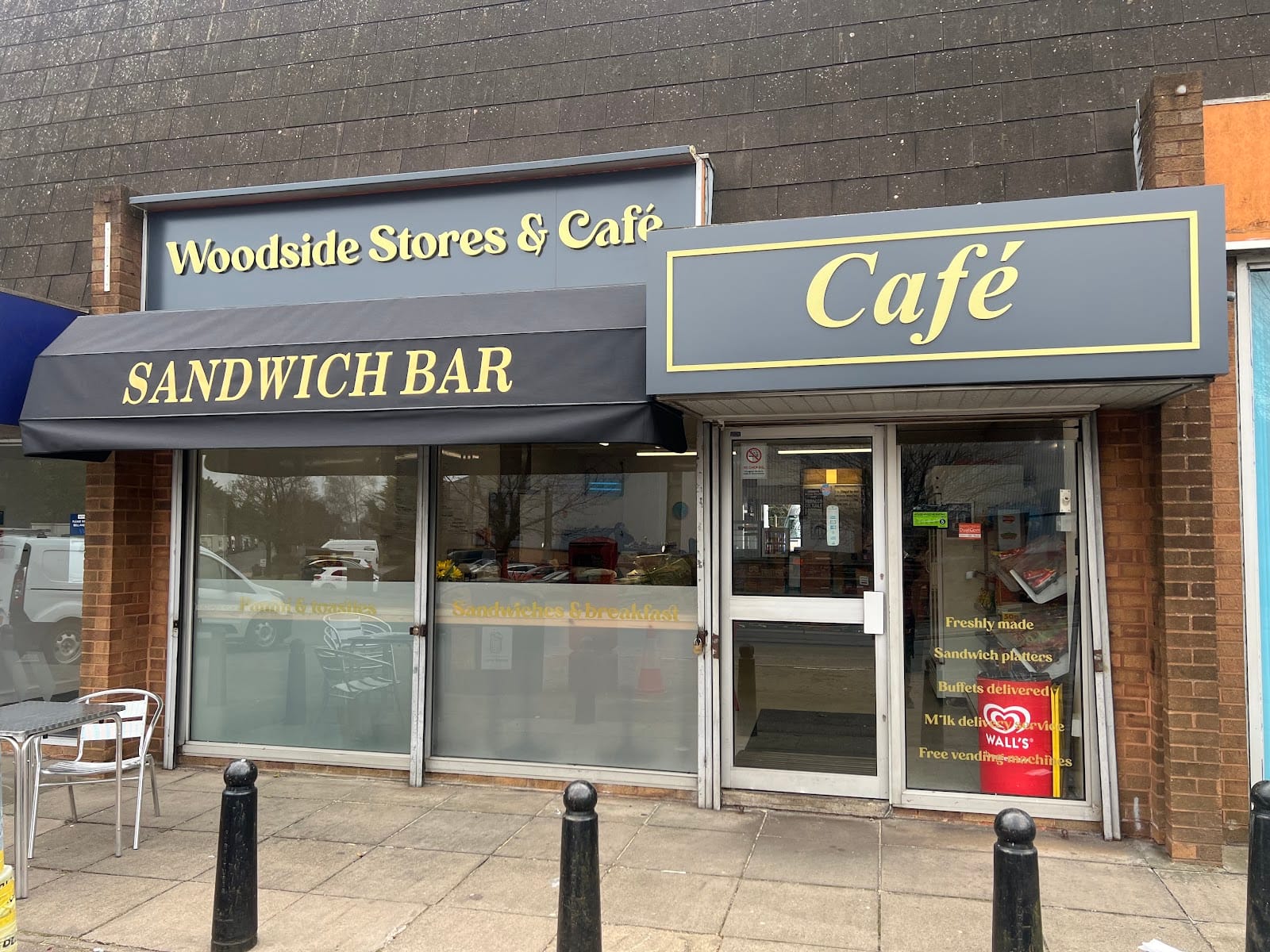 Woodside Stores / Cafe